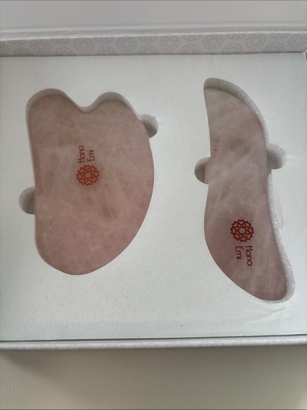 Hana Emi Rose Quartz Gua Sha Set - Pink